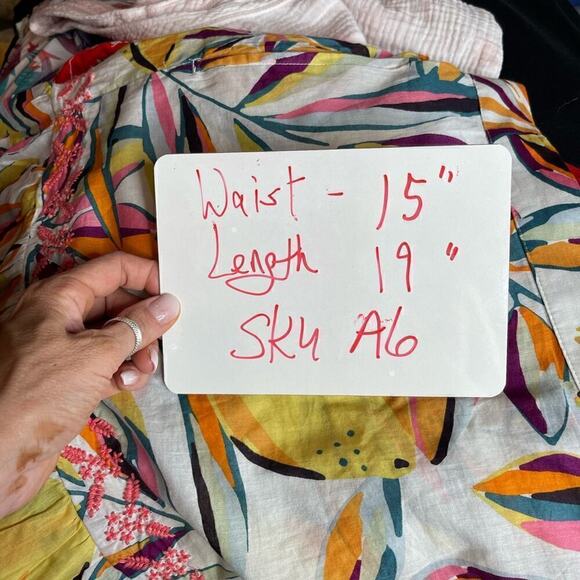 C&C California Lemon Print Mini Skirt – Size Large - Picture 7 of 11